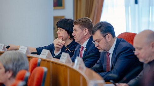 Депутаты направят в Госдуму законодательные инициативы